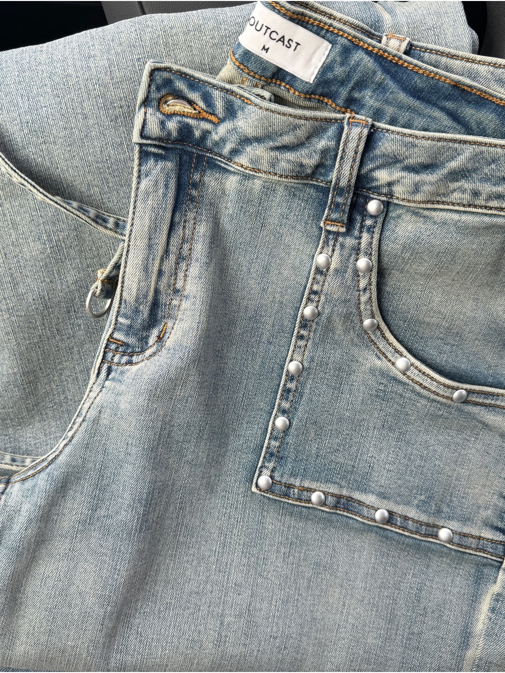 Outcast Randi Jeans - Picture 3 of 3